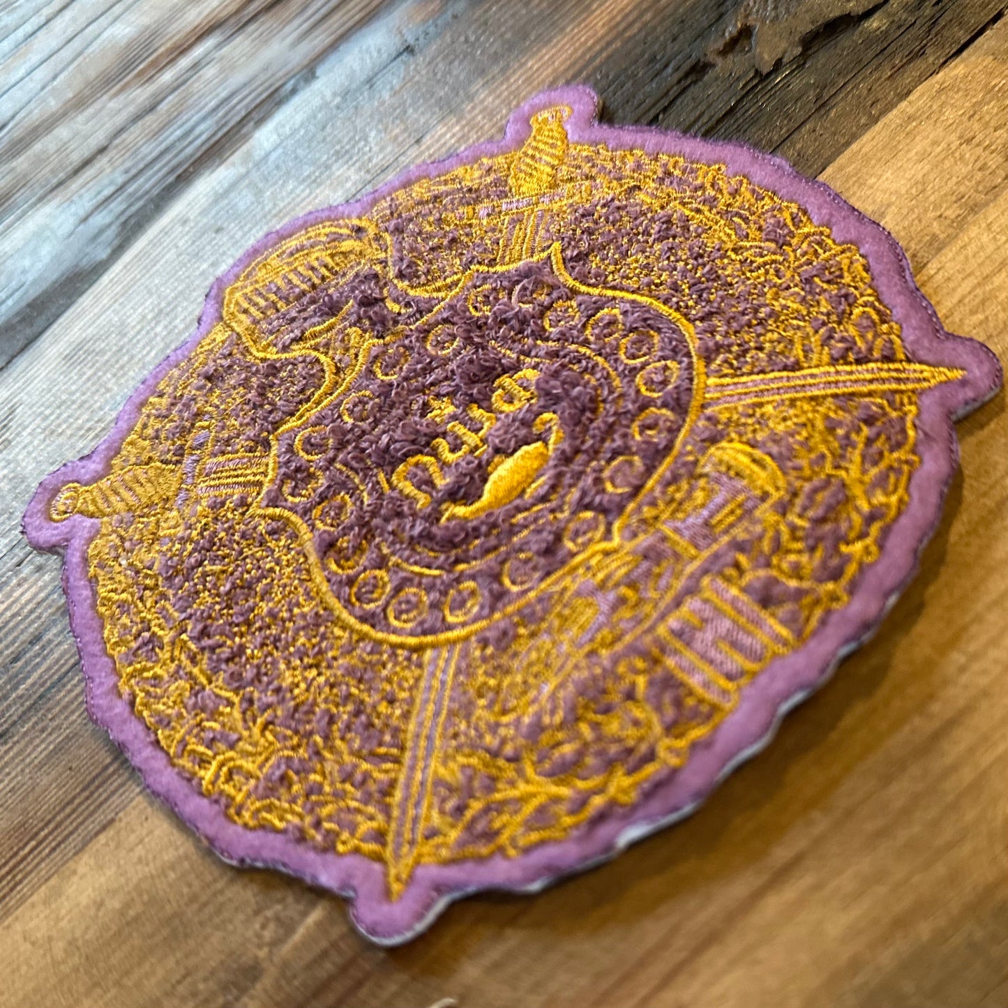 1923 Escutcheon Patch (Chenille 5 Inches)